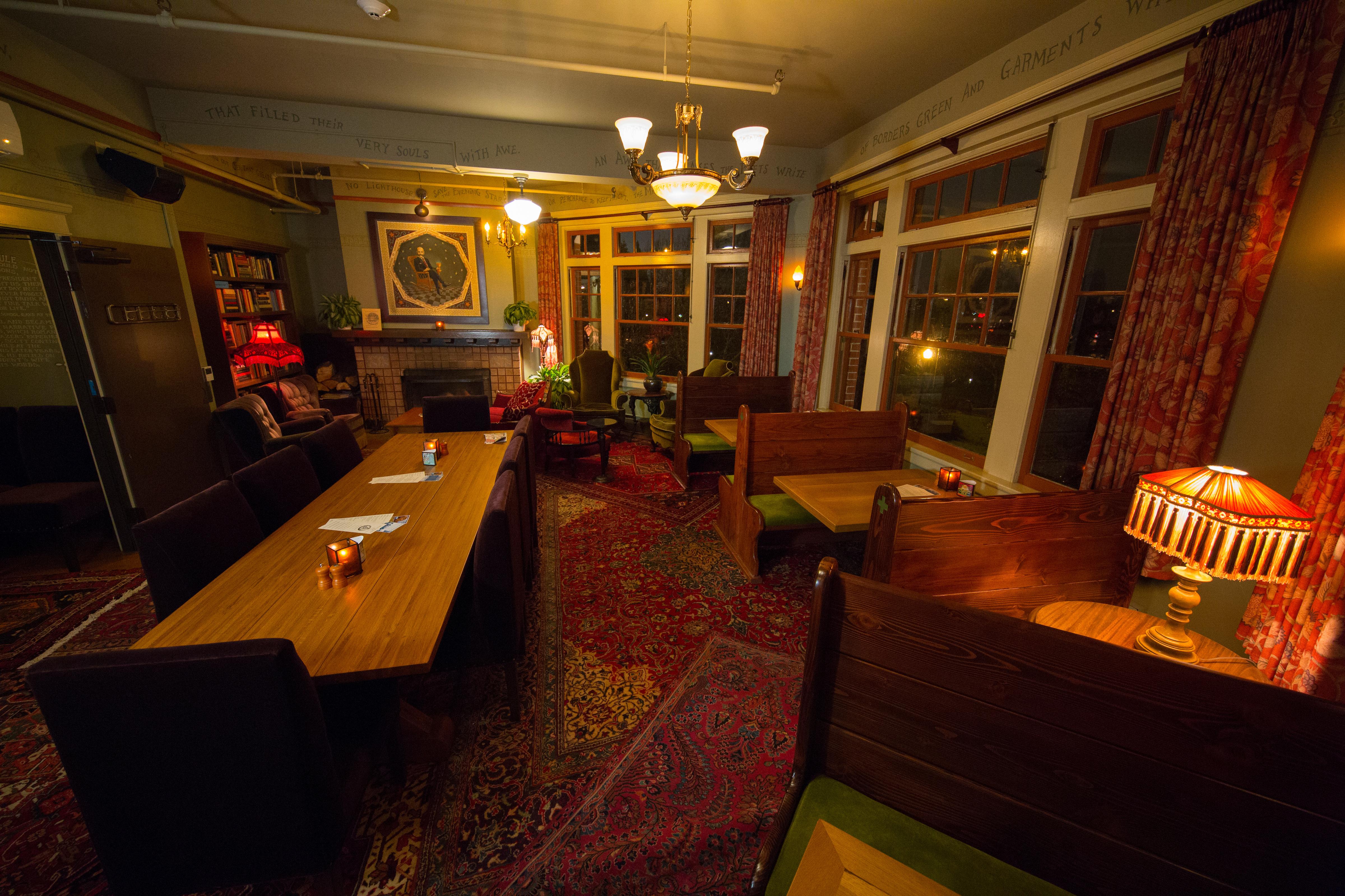 Mcmenamins Grand Lodge ฟอเรสต์โกรฟ ภายนอก รูปภาพ