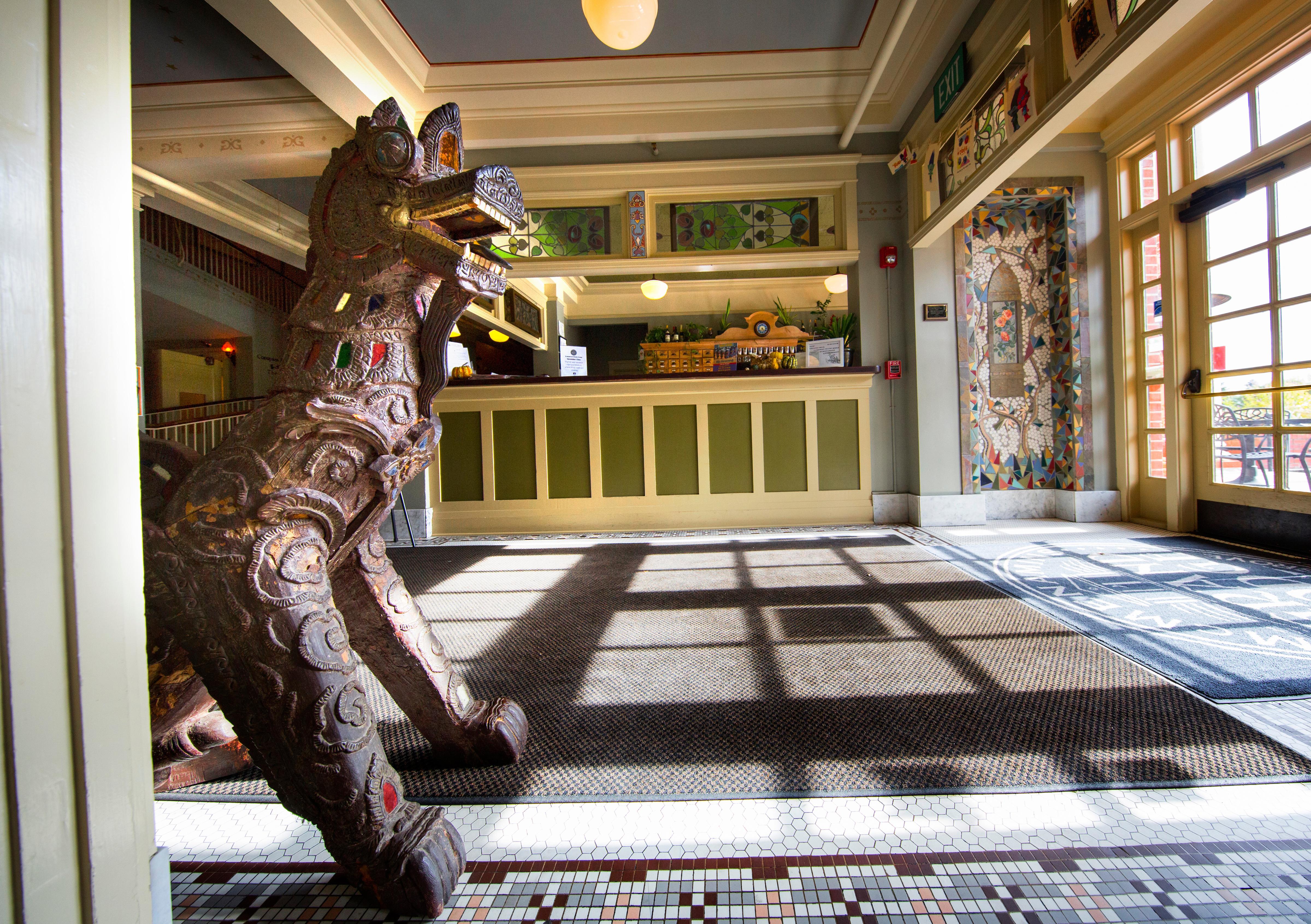 Mcmenamins Grand Lodge ฟอเรสต์โกรฟ ภายนอก รูปภาพ