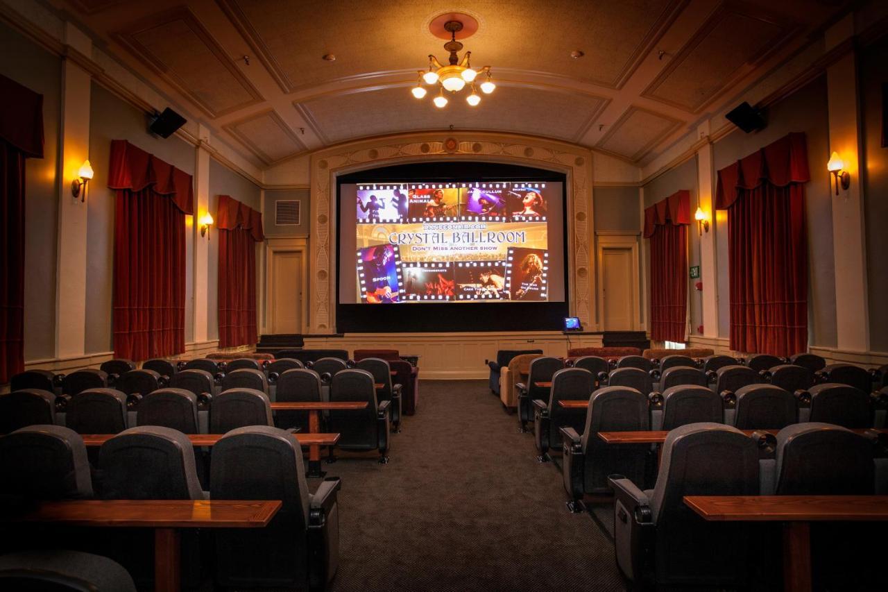 Mcmenamins Grand Lodge ฟอเรสต์โกรฟ ภายนอก รูปภาพ